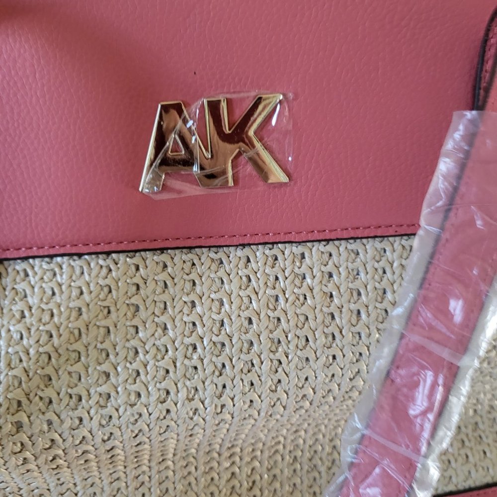 Anne Klein Curved Tote Bag - Picture 6 of 9